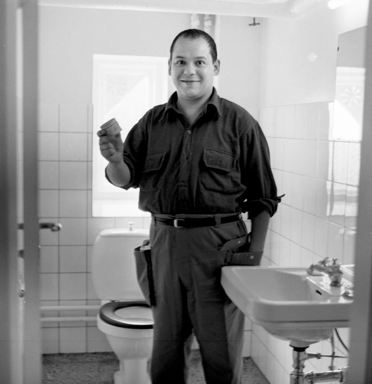 Piero Manzoni poop